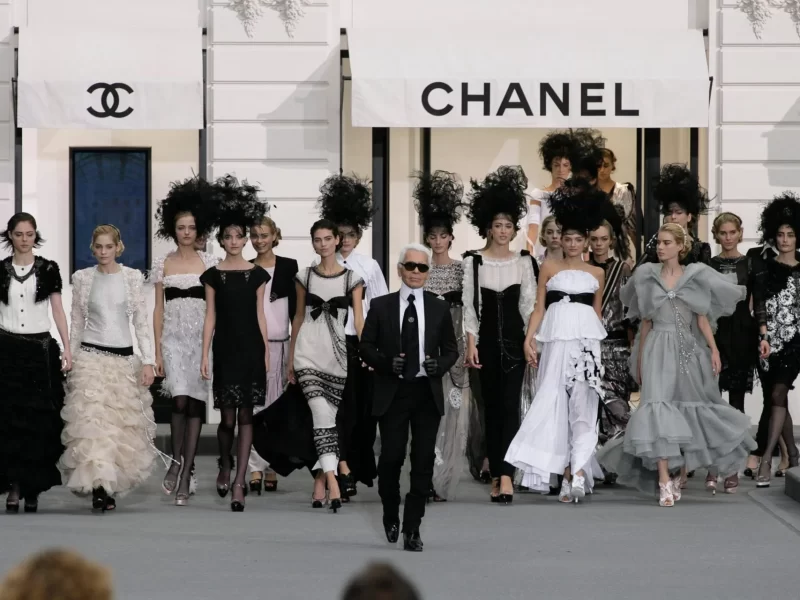 Karl Lagerfeld: icona dell'alta moda