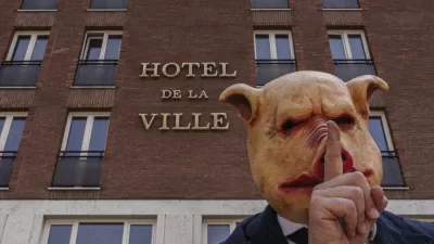 Hotel De La Ville album d'esordio di Laurino